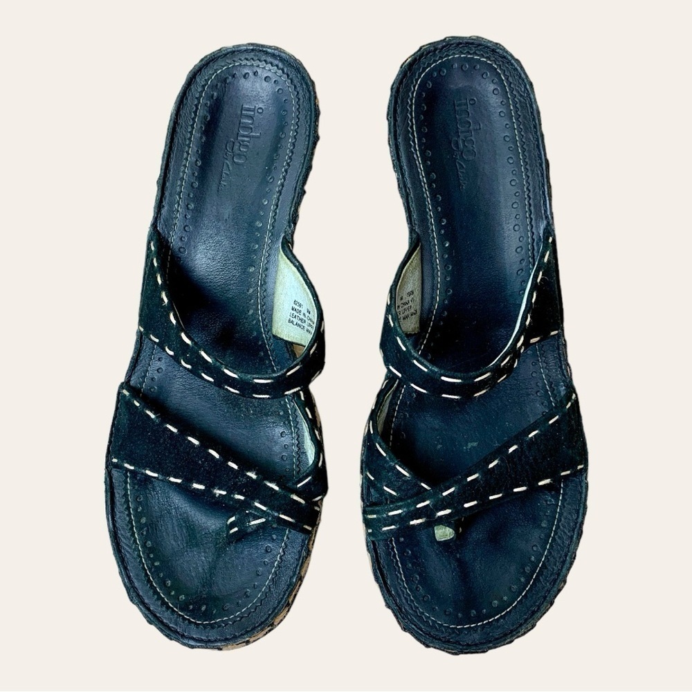 Clarks Indigo Wedge Sandals Suede 3 Inch Heels Size 9M - Picture 4 of 11